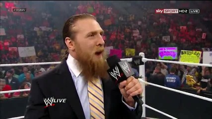 Wwe monday night raw 05.08.2013 part 1