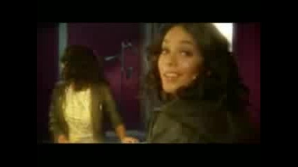Ashley & Vanessa - Dont You Think Im Hot?