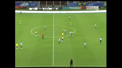 Leo Messi Vs Brazil (17.11.10)