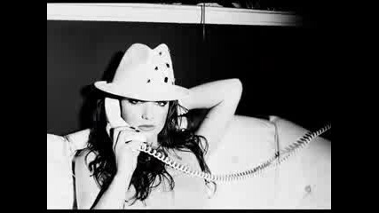 Britney Spears - Hot As Ice