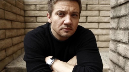 Звездата Джеръми Ренър не вярва, че героят му Ястребовото Око заслужава свой собствен филм