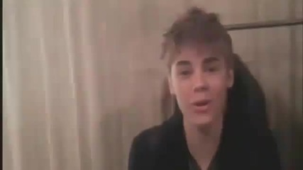 Justin Bieber Getting his haircut!