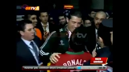 Роналдо се срещна със свой двойник в Турция