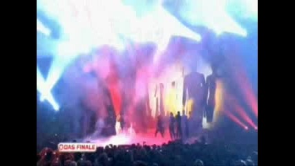 Rihanna - Russian Roulette - Live @ Popstars Finale - второто най - добро лайфче на Rr 