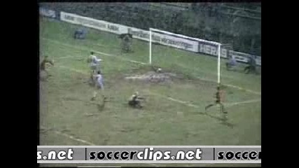 Фуболист Вкарва Гол Да Ама Не