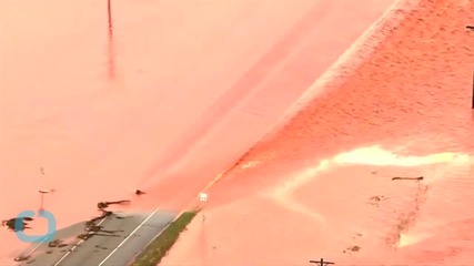 Flash Floods in Texas, Oklahoma Kill 2; 100s of Homes Gone
