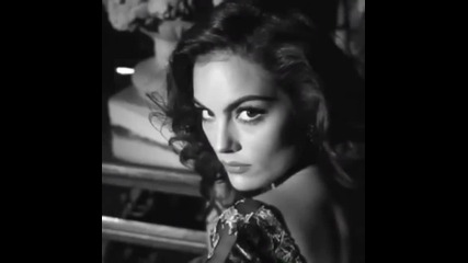 Ximena Navarrete Bella 3
