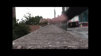 Learn Freerunning and Parkour - Speed Vault 
