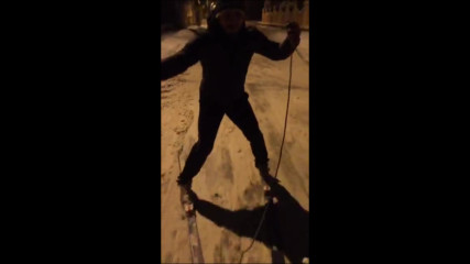 Пързаляне със ски по улиците