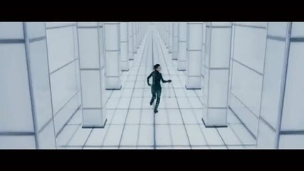 Resident Evil- Retribution - Clip 3 -corridor Fight-