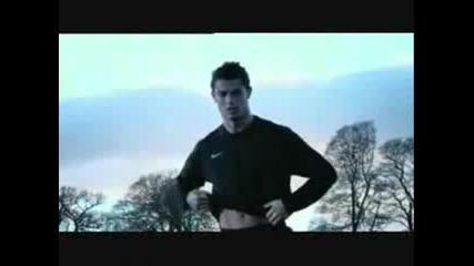 Cristiano Ronaldo vs Bugatti Veyron - Nike Mercurial vapor 4 