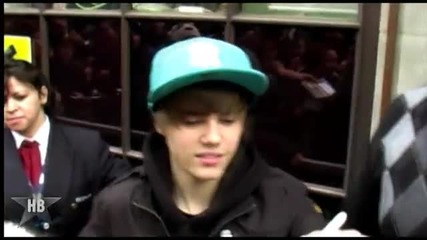 Justin Beibers Never say Never - настъпление за билетите за премиерата 