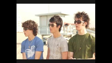 Jonas Brothers-Dont tell anyone