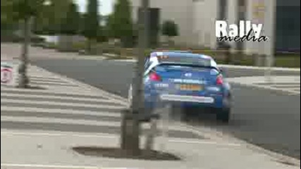 Така се взима завой !!