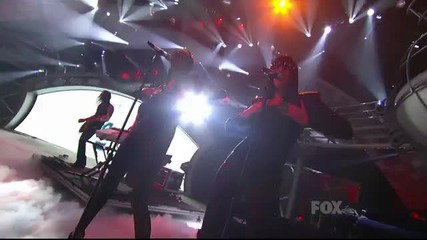 Rihanna - Rockstar 101 live @ American Idol ( High Quality) 
