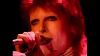 David Bowie - Moonage Daydream (live)
