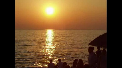 Cafe Del Mar - Sunshine`s Better
