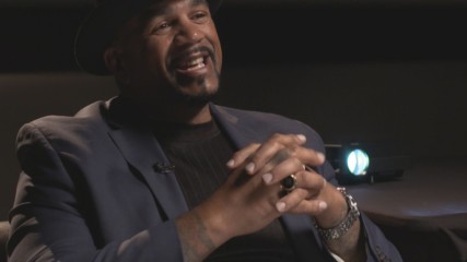 The Godfather recalls some of his finest fashion moments on WWE Photo Shoot (WWE Network Exclusive)