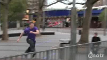 Няма гравитация за тези момчета!