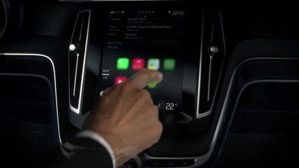 volvo и apple