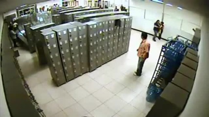Съблекалня Домино 