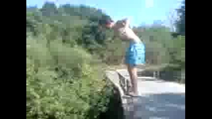 скок в реката