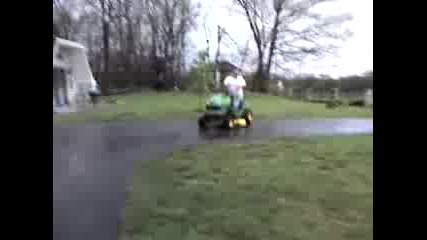 Long lawn mower wheelie..flv