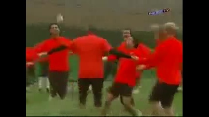Barcelona Players Funny training moments.. 
