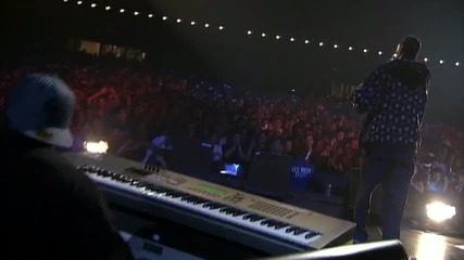Snoop Dogg - Beautiful ( The Control Room ) ( High Definition )