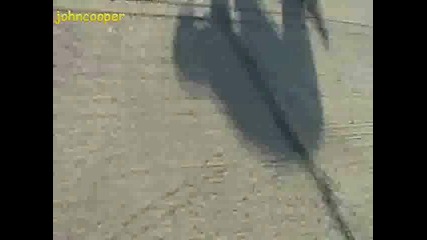 Напълно Откачен Зад Волана