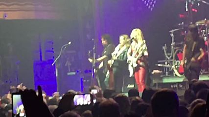 Lita Ford Lzzy Hale Sing Close My Eyes Forever in New York City