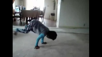 Малкият Breakdancer 