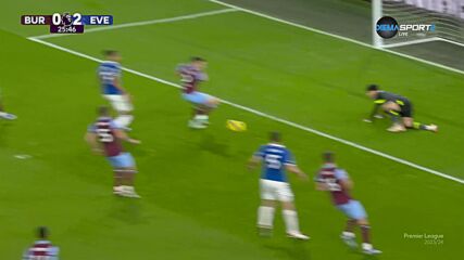 Everton with a Goal vs. Burnley FC