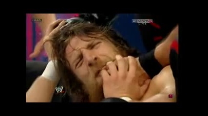Raw 29.7.13 - Kane vs Daniel Bryan