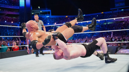 Goldberg vs. Brock Lesnar - Universal Championship Match: WrestleMania 33 (Full Match - WWE Network Exclusive)