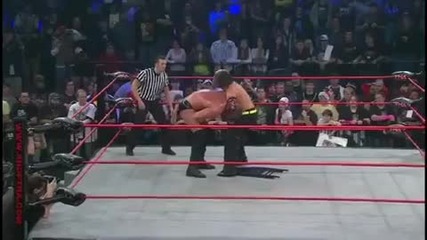 Jeff Hardy - Twist of Hate on a Chair