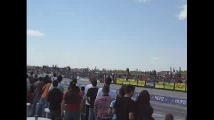Nissan Skyline Vs Nissan 200sx S13