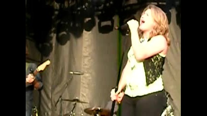 Kelly Clarkson Behind These Hazel Eyes Live Brent Brown Ballpark, Orem Summerfest, Utah June 2009 