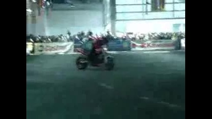 moto stunts