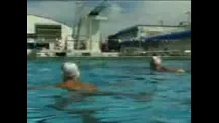 Waterpolo Shooting Off A Pass