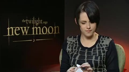 Robert Pattinson & Kristen Stewart finally make sweet music