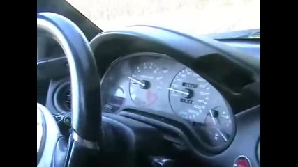 Ускорение в червената зона с Honda Civic K20 