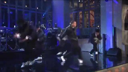 Chris Brown Performs Yeah 3x On Snl!
