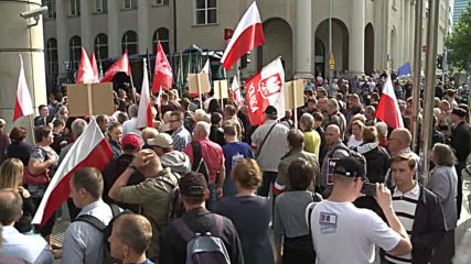 Протест срещу Джордж Сорос в Полша