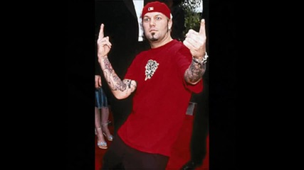 Limp Bizkit (fred Durst)