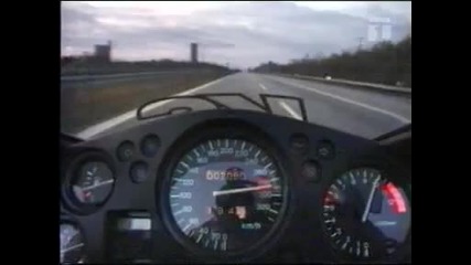 Разтриване с 305 km/h