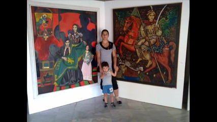Джулиано and family