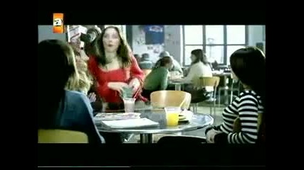 Реклама на Molped с Asli Enver Мине от Мечтатели 