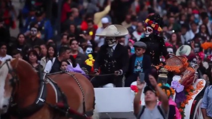 Mexico: The dead come alive as thousands participate in Mexico City parade