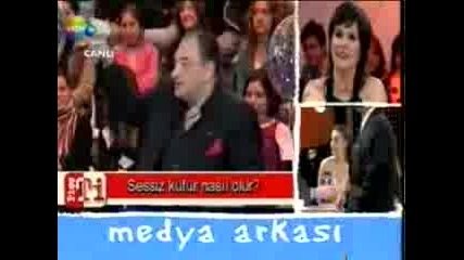 Tv Makinasi Medya Arkasi - Reha Muhtar